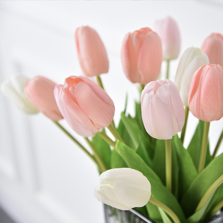 Bunga buatan tulip sentuhan sebenar