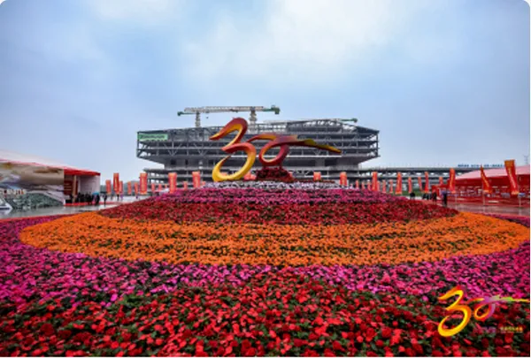 Hunan YouBang Garden Engineering Co., Ltd. Hangat mengucapkan tahniah kepada Zoomlion pada ulang tahun ke -30!